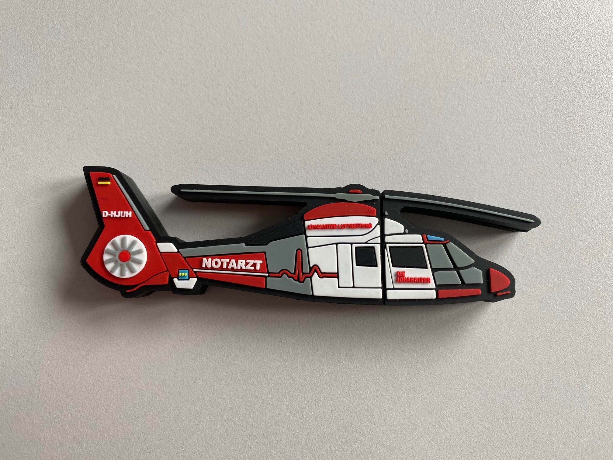 3FO357vOuYkKXm USB Stick Hubschrauber Johanniter Luftrettung